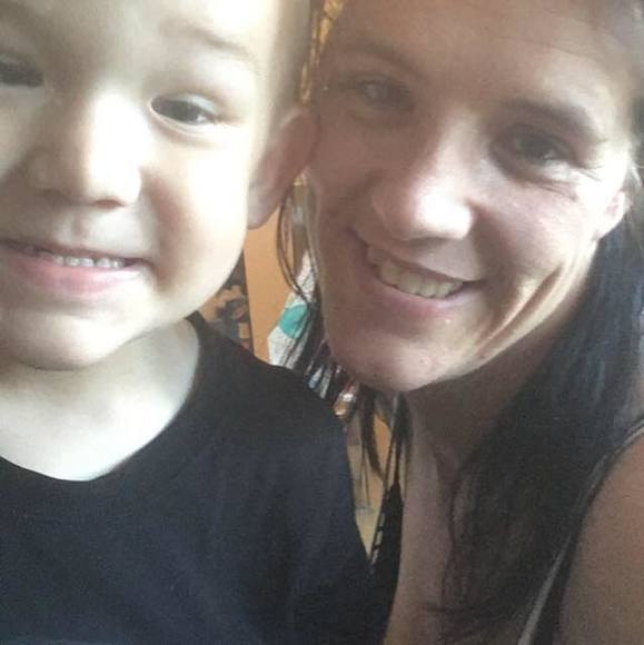 Meet your Posher, Jadine - Picture 1 of 1